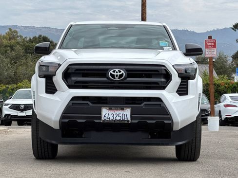 Used 2024 Toyota Tacoma SR RWD image 9