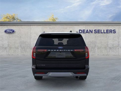 New 2026 Ford Expedition Platinum w/ Driver's Package image 5