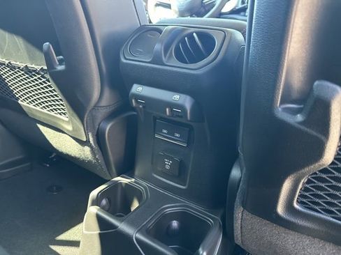 New 2026 Jeep Gladiator Rubicon AWD/4WD image 18