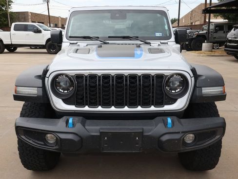 Used 2024 Jeep Wrangler Unlimited Rubicon 4xe AWD/4WD image 2