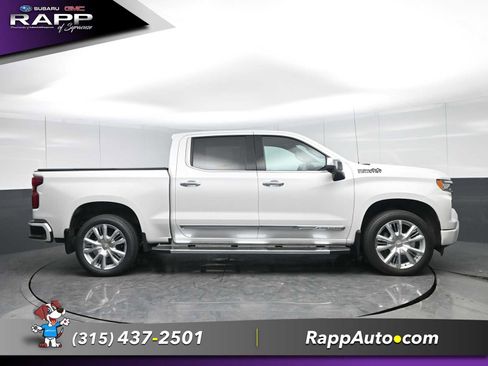 Used 2023 Chevrolet Silverado 1500 High Country w/ High Country Premium Package image 3