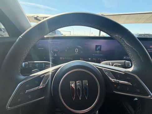 Used 2025 Buick Envision Sport Touring image 8