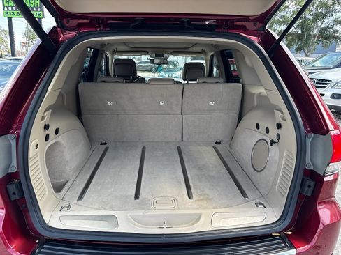 Used 2014 Jeep Grand Cherokee Overland w/ Advanced Technology Group RWD image 11