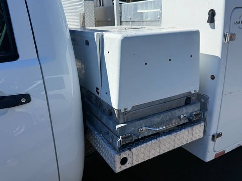 Used 2013 Chevrolet Silverado 3500 W/T RWD image 33