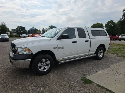 Used 2014 RAM 1500 ST w/ SXT Appearance Group AWD/4WD image 2