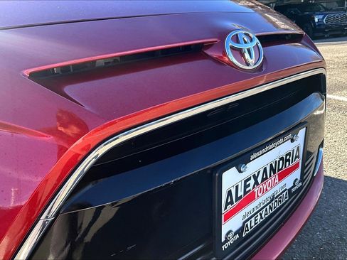 Used 2017 Toyota Yaris iA image 28