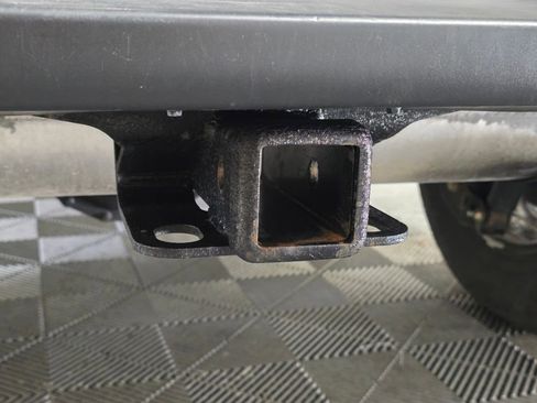 Used 2021 Jeep Wrangler Unlimited Sahara image 10