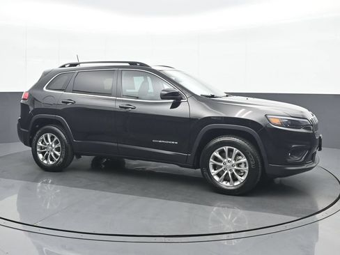 Used 2022 Jeep Cherokee Latitude Lux w/ Sun & Sound Group AWD/4WD image 8