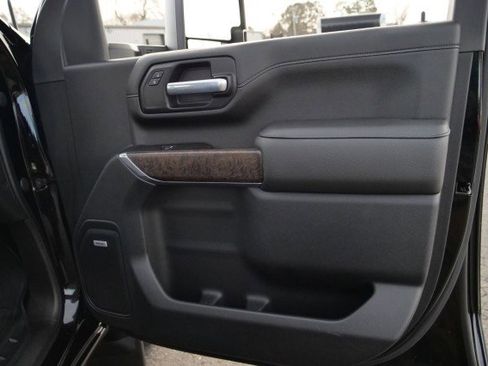 Used 2021 GMC Sierra 3500 Denali w/ Denali Ultimate Package image 49