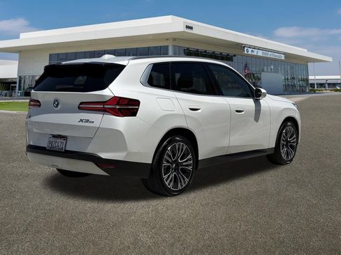 Used 2026 BMW X3 xDrive30i w/ Premium Package AWD/4WD image 10