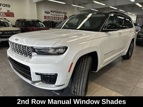 Used 2023 Jeep Grand Cherokee L Summit w/ Advanced Protech Group IV AWD/4WD image 18