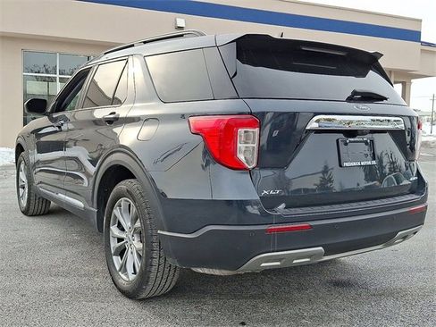 Certified 2022 Ford Explorer XLT w/ Equipment Group 202A image 6