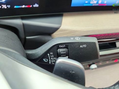 Used 2025 BMW 330i Sedan RWD image 42