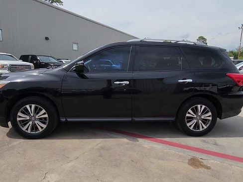 Used 2019 Nissan Pathfinder SV FWD image 30