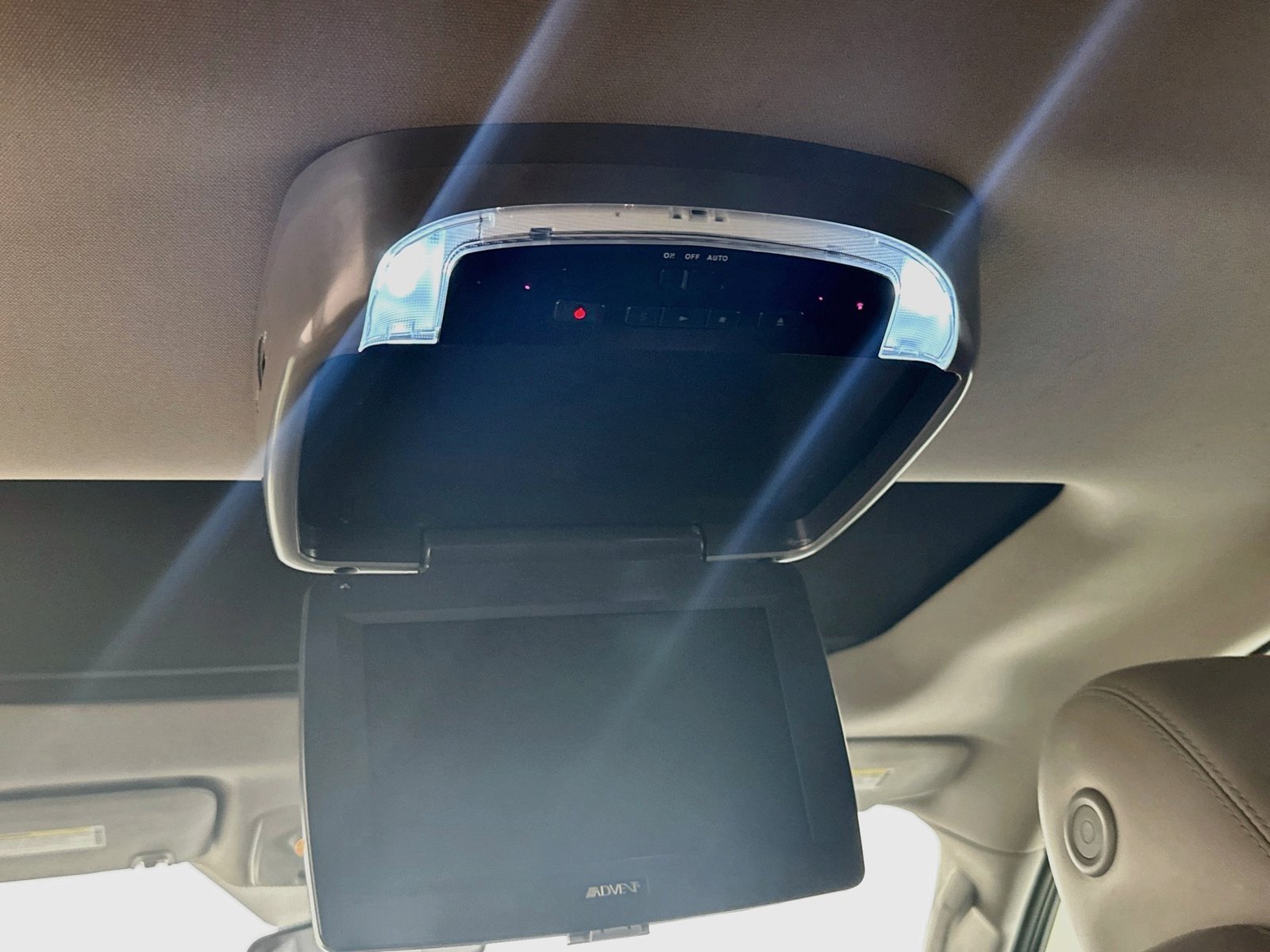 Used 2014 Buick Enclave Leather FWD image 25