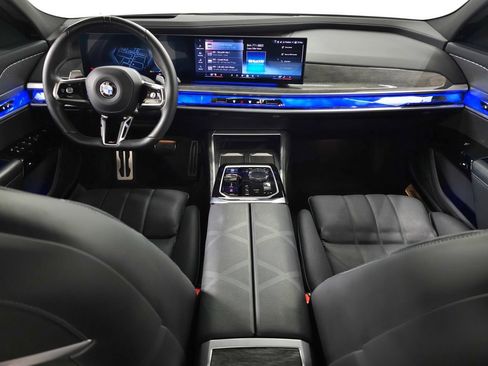 Used 2024 BMW 760i xDrive w/ Premium Package 2 AWD/4WD image 12