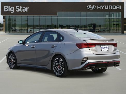 Used 2023 Kia Forte GT w/ GT2 Package image 3