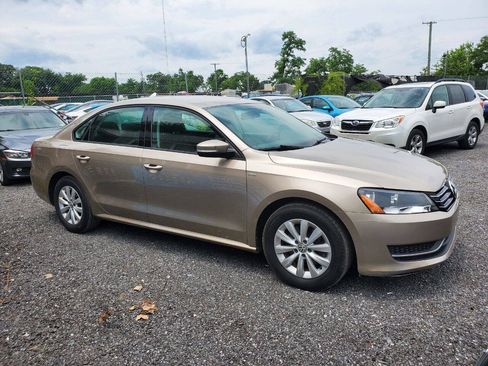 Used 2015 Volkswagen Passat 1.8T S FWD image 7
