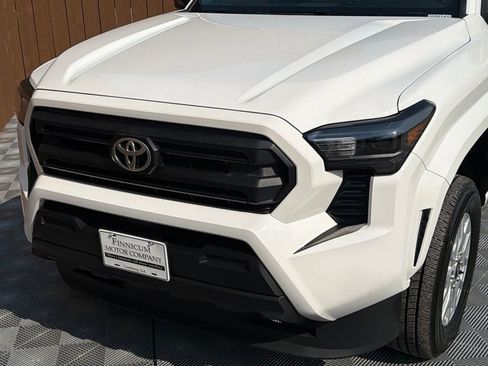 Used 2024 Toyota Tacoma SR image 20