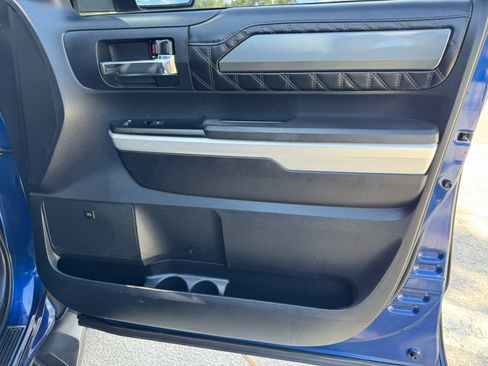 Used 2014 Toyota Tundra Platinum image 16