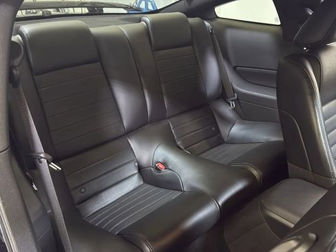Used 2007 Ford Mustang GT image 19