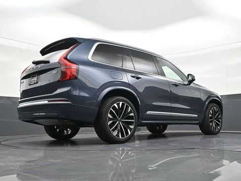Used 2026 Volvo XC90 B6 Plus w/ Protection Package Premier AWD/4WD image 25