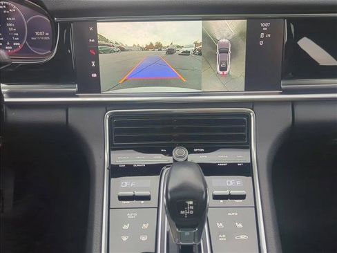 Used 2022 Porsche Panamera 4 w/ Premium Package image 18