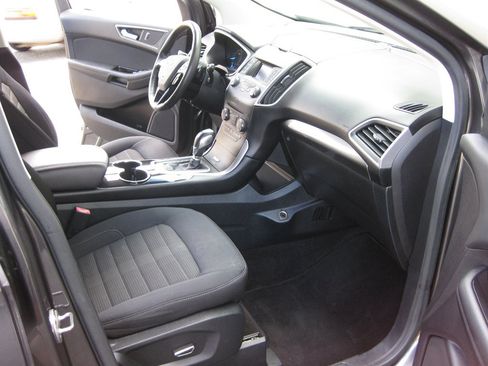 Used 2016 Ford Edge SEL AWD/4WD image 36