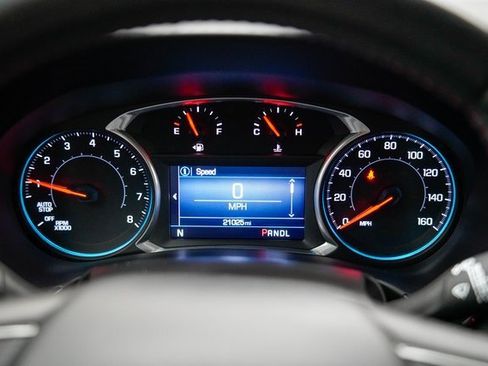 Used 2022 Chevrolet Equinox RS w/ LPO, Floor Liner Package image 32