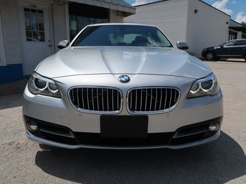 Used 2015 BMW 528i Sedan RWD image 9
