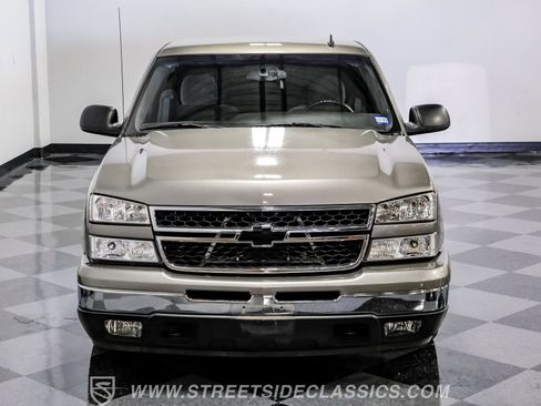 Used 2006 Chevrolet Silverado 1500 LT w/ Onstar Plus Package image 31