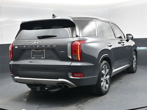 Used 2021 Hyundai Palisade Limited image 19