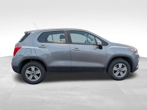 Used 2020 Chevrolet Trax LS AWD/4WD image 8