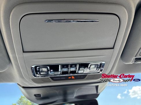 Used 2022 Lincoln Corsair Reserve w/ Equipment Group 201A AWD/4WD image 36
