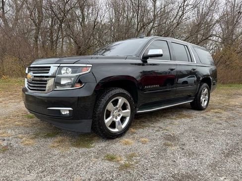 Used 2016 Chevrolet Suburban LTZ image 4