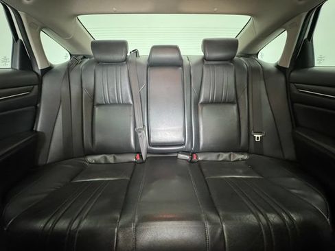 Used 2018 Honda Accord EX-L image 7