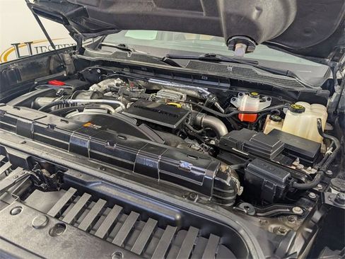 Used 2021 Chevrolet Silverado 2500 High Country w/ Technology Package image 37