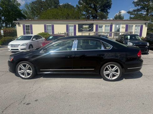 Used 2014 Volkswagen Passat 1.8T SEL Premium FWD image 9