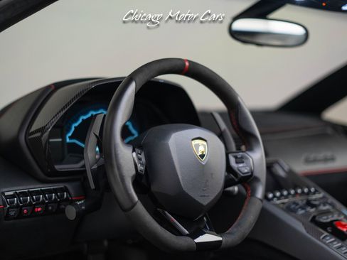 Used 2017 Lamborghini Aventador LP 750-4 Superveloce image 29