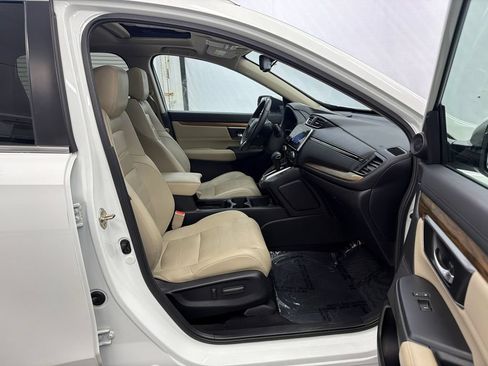 Used 2019 Honda CR-V Touring image 15