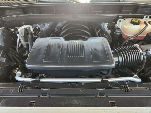 Used 2020 GMC Sierra 1500 SLT RWD image 29