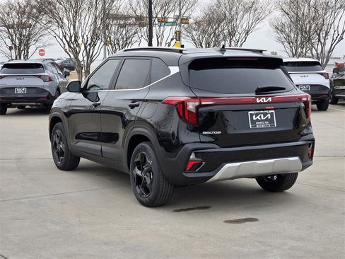 New 2026 Kia Seltos EX image 3