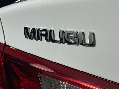Used 2023 Chevrolet Malibu LT FWD image 10
