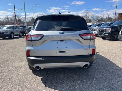 Certified 2022 Ford Escape SEL image 5