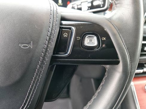 Used 2024 Lincoln Aviator Reserve AWD/4WD image 16
