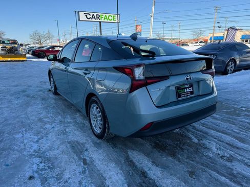 Used 2020 Toyota Prius LE image 8