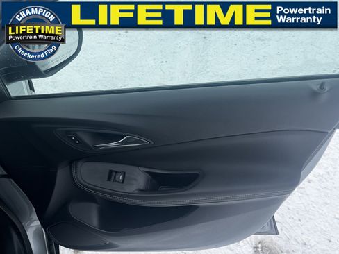 Used 2024 Buick Encore GX Preferred image 34