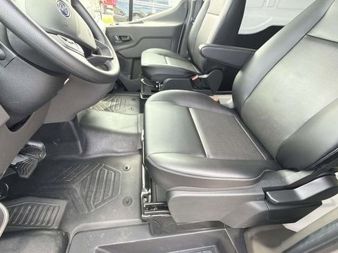 New 2026 Ford Transit 250 148 High Roof RWD image 18