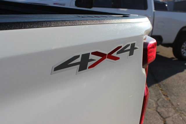 Used 2022 Chevrolet Silverado 2500 LT w/ Fleet Comfort Package AWD/4WD image 12