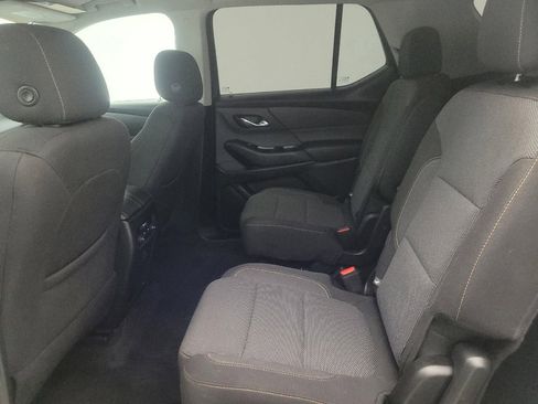 Used 2020 Chevrolet Traverse LT FWD image 18